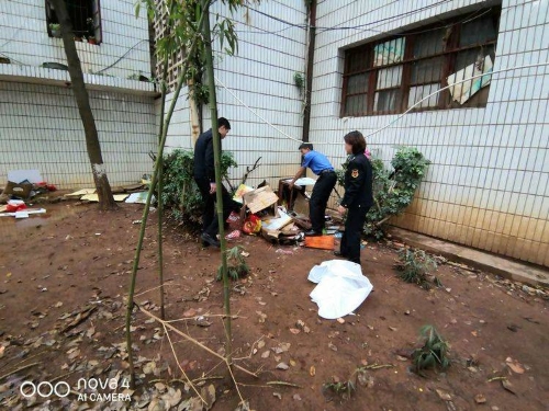 死角垃圾 死角垃圾