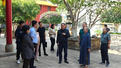 市委统战部副部长、市台办主任王蓉带队到金星社区岩泉寺、温泉社区对创民工作进行指导 (1)