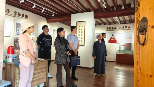 市委统战部副部长、市台办主任王蓉带队到金星社区岩泉寺、温泉社区对创民工作进行指导 (4)